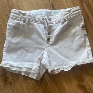 Cat and Jack white shorts!